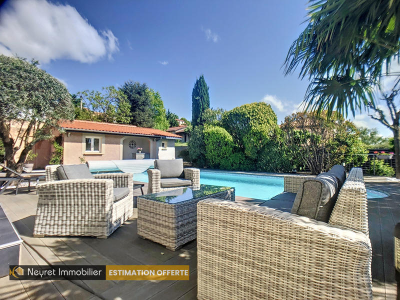 Maison - 170 m² - 7 pièces