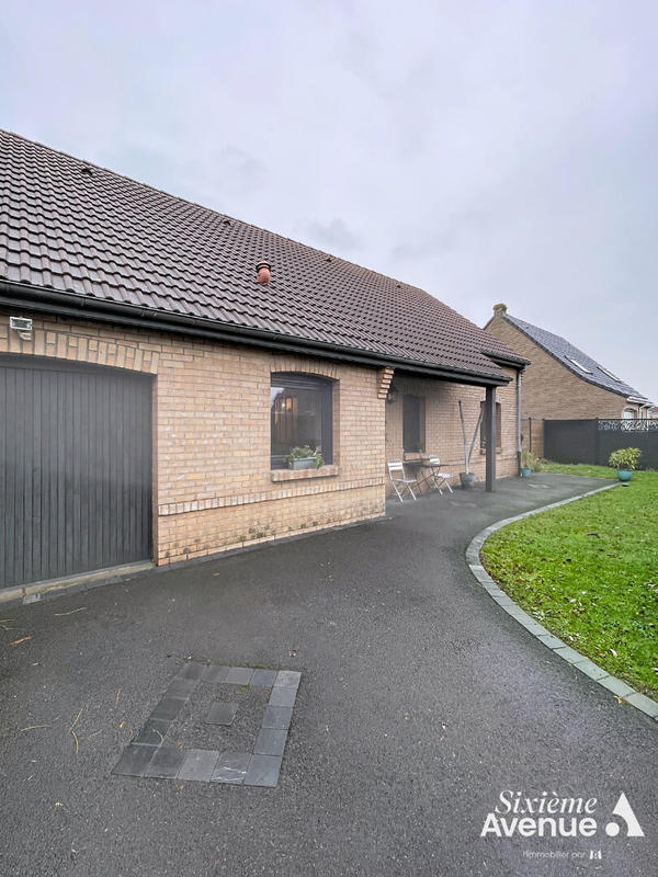 Maison - 140 m² - 6 pièces