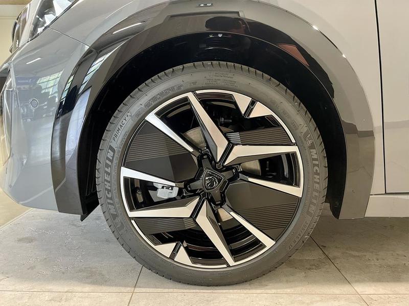 Peugeot 208 II (2) 1.2 Hybrid 145 Dcs6 Gt