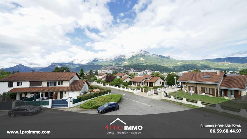 Maison - 220 m² - 9 pièces