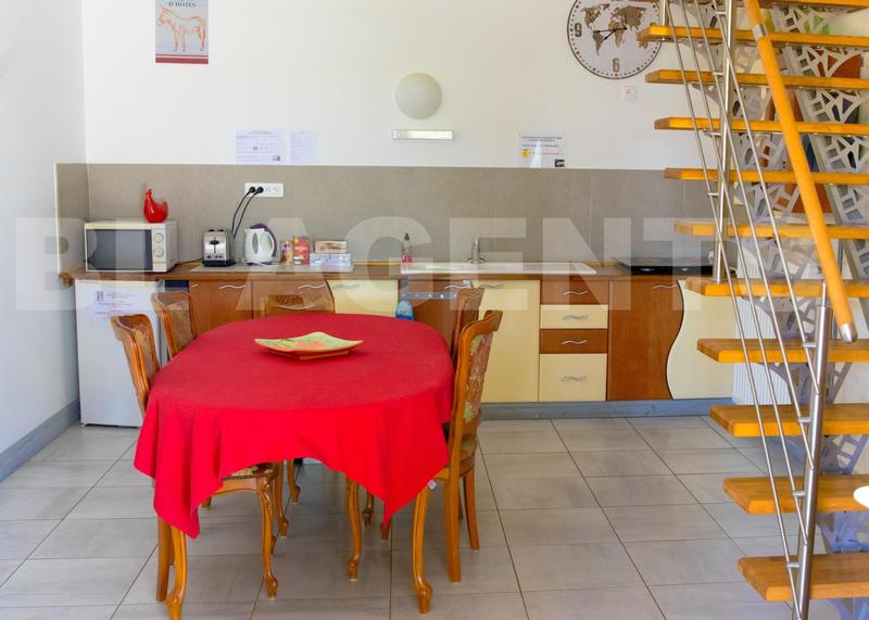 Propriété - 341 m² - 12 pièces