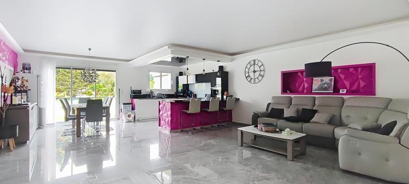 Maison - 183 m² - 7 pièces