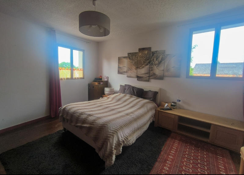 Maison - 159 m² - 8 pièces