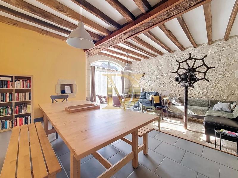 Propriété - 402 m² - 16 pièces