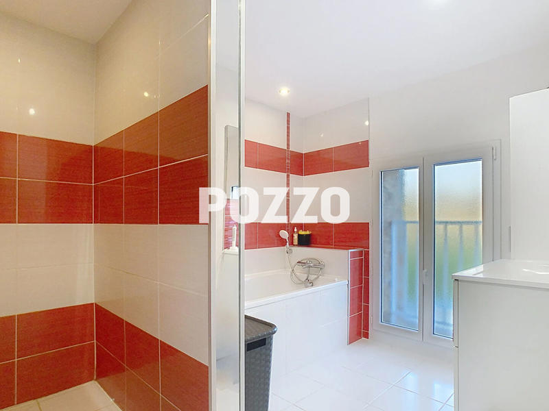 Maison - 173 m² - 7 pièces