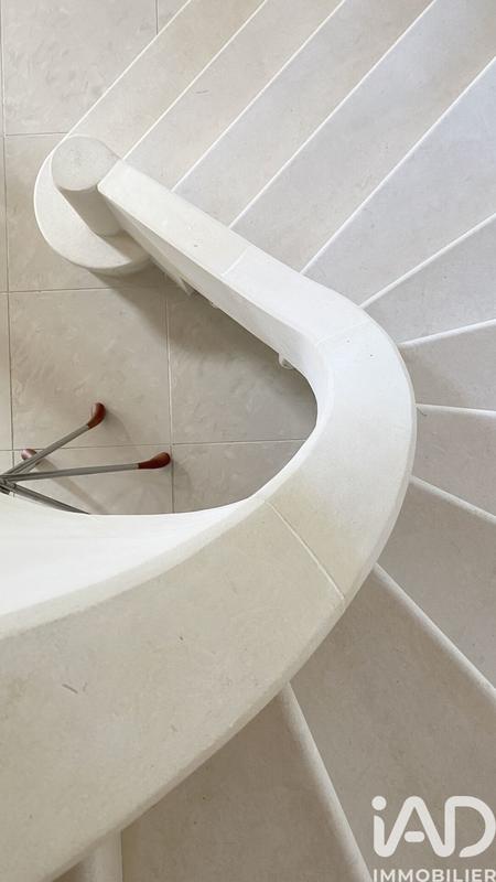 Maison de maîtres - 311 m² - 7 pièces