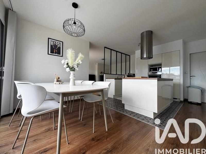 Maison - 112 m² - 5 pièces