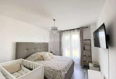 Maison - 100 m² - 6 pièces