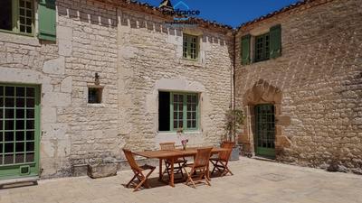 Manoir - 420 m² - 12 pièces