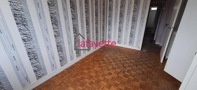 Appartement - 70 m² - 4 pièces