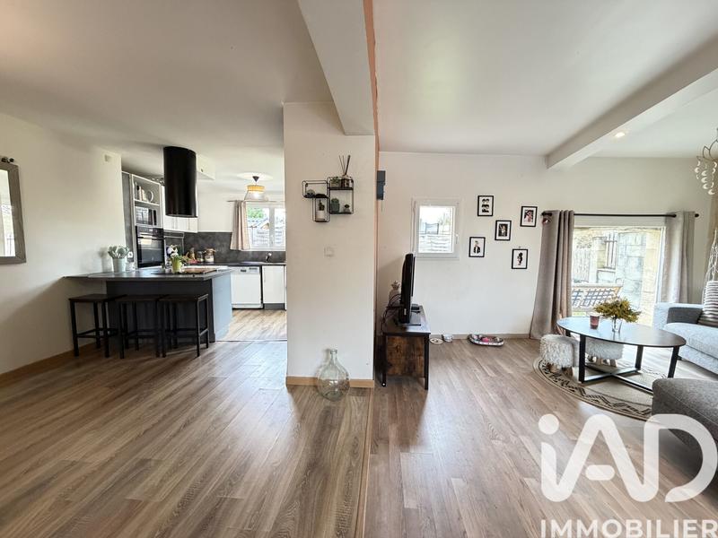 Maison - 90 m² - 4 pièces