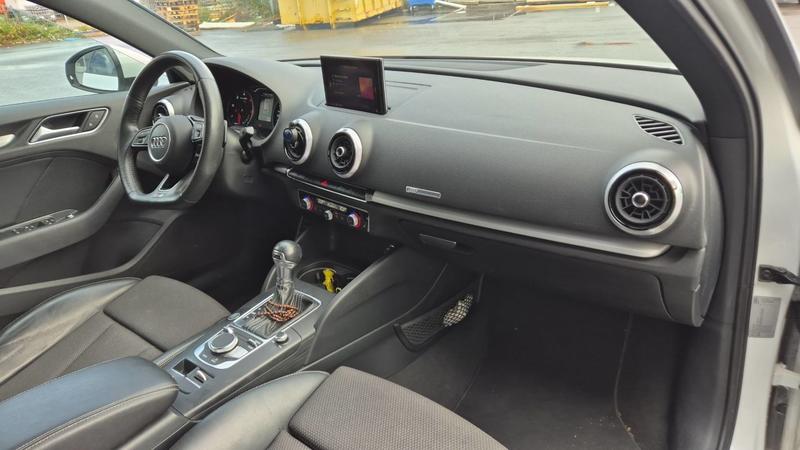 Audi A3 sportback 30 Tdi 116 s-Tronic7 s-Line