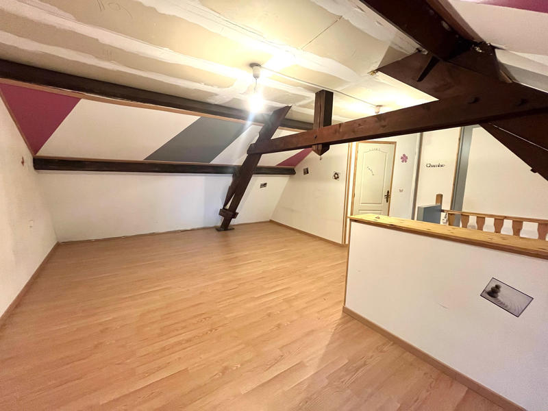 Maison - 100 m² - 6 pièces