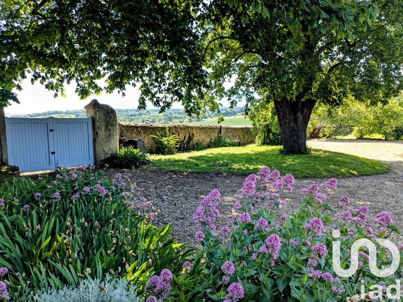 Maison - 330 m² - 10 pièces