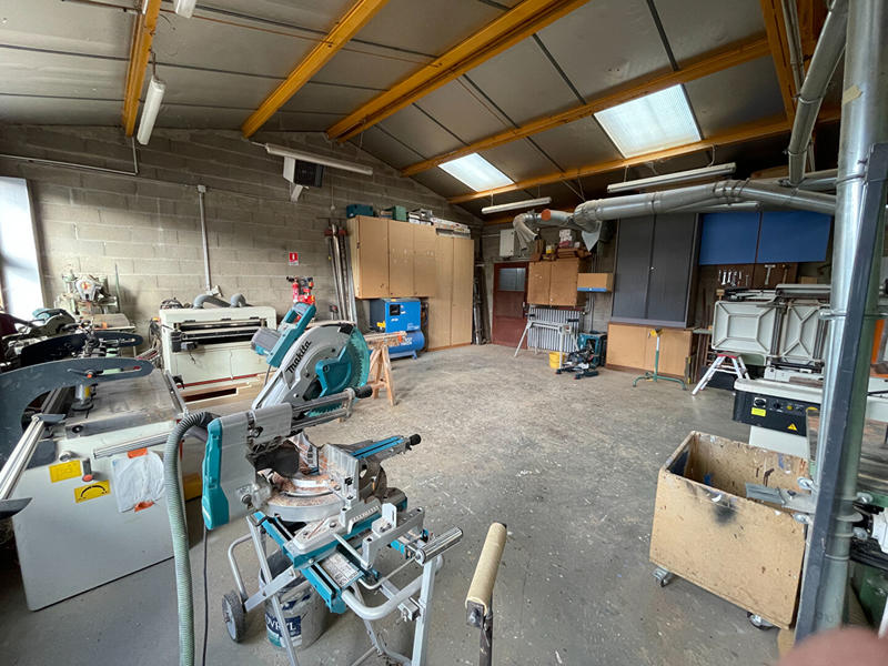 Local commercial - 208 m²