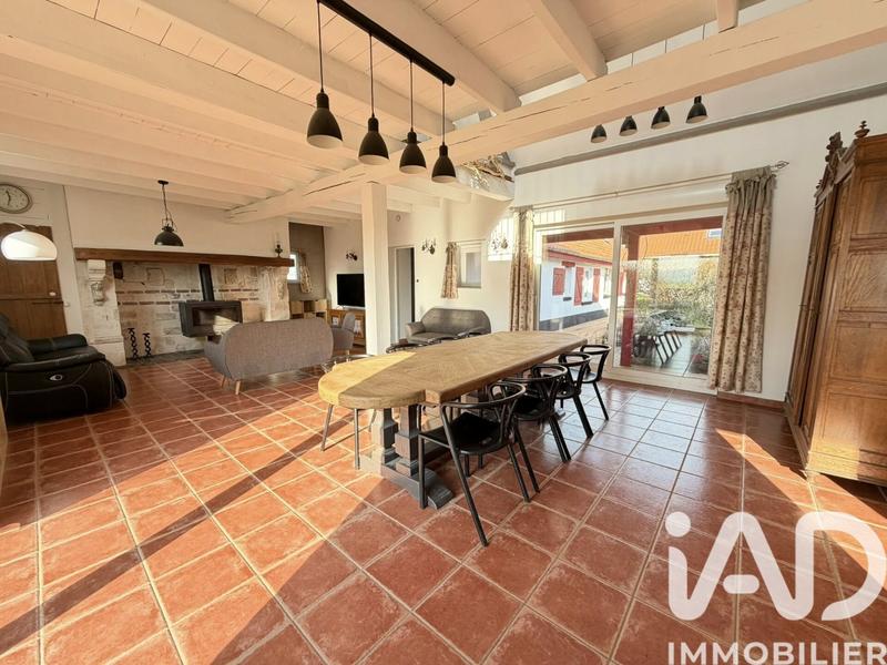 Ferme - 318 m² - 2 pièces