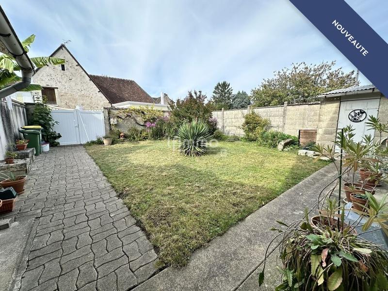 Maison - 205 m² - 11 pièces