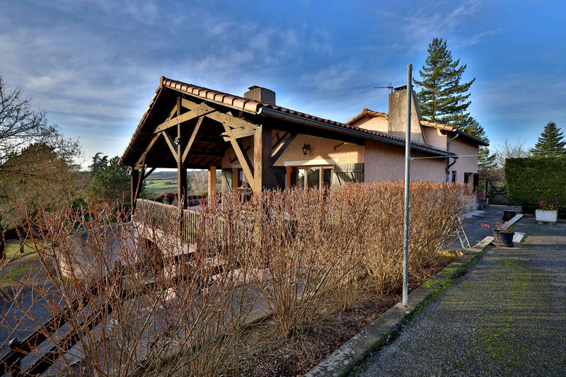 Maison - 125 m² - 4 pièces