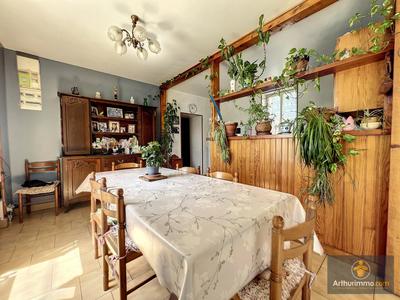 Maison - 83 m² - 5 pièces