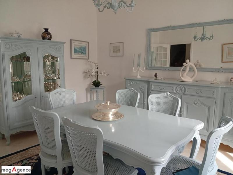 Maison en pierre - 311 m² - 11 pièces