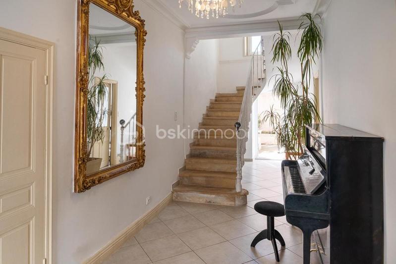 Maison de ville - 190 m² - 6 pièces