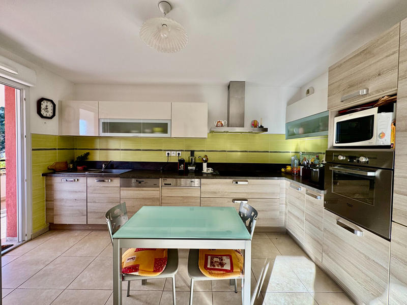 Appartement - 105 m² - 4 pièces