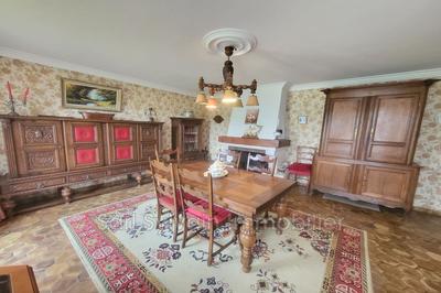 Maison - 178 m² - 7 pièces