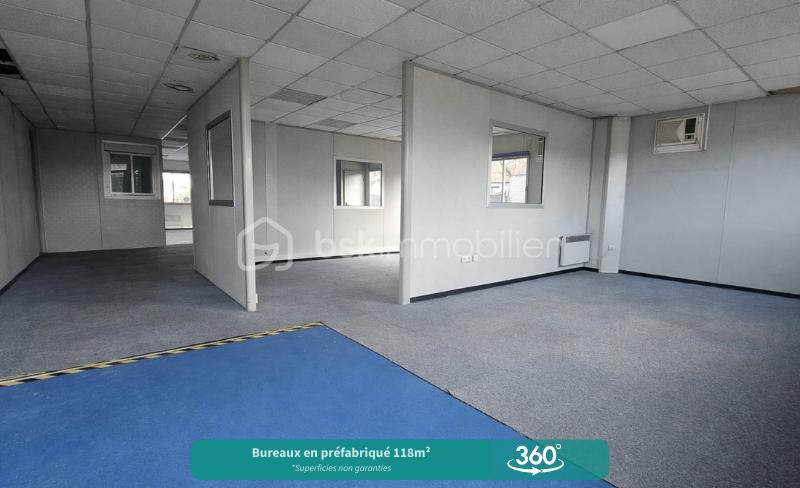Terrain industriel - 10 676 m²