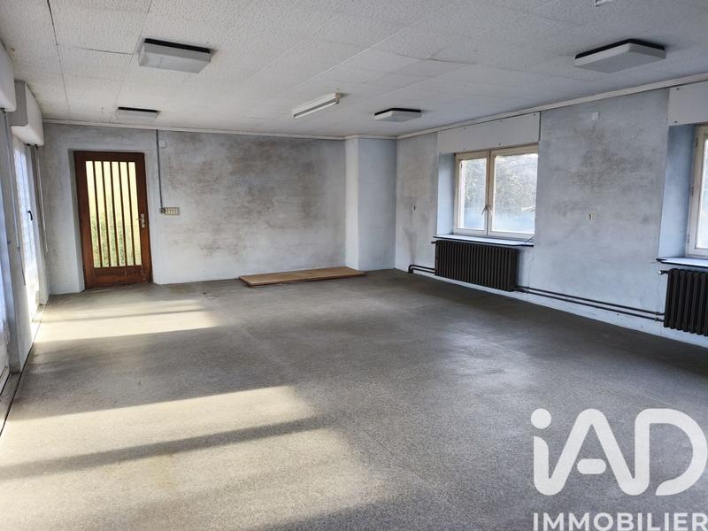 Maison - 233 m² - 7 pièces