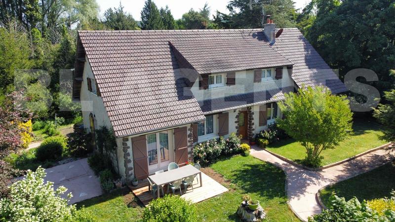 Pavillon - 172 m² - 8 pièces