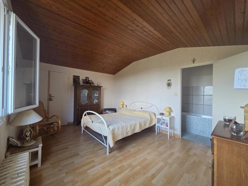 Maison ancienne - 190 m² - 7 pièces