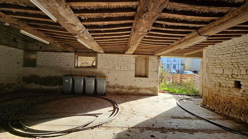 Maison - 131 m² - 2 pièces