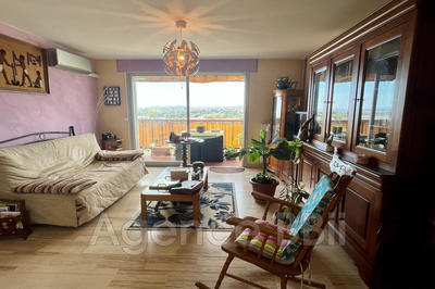 Appartement - 75 m² - 4 pièces