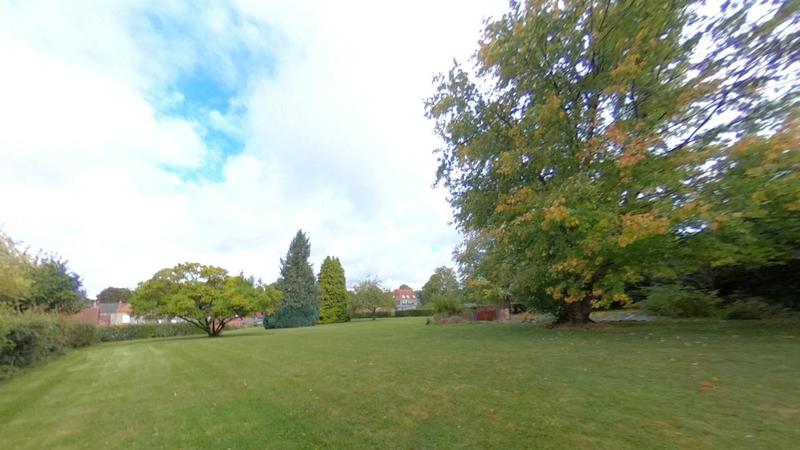 Propriété - 184 m² - 8 pièces