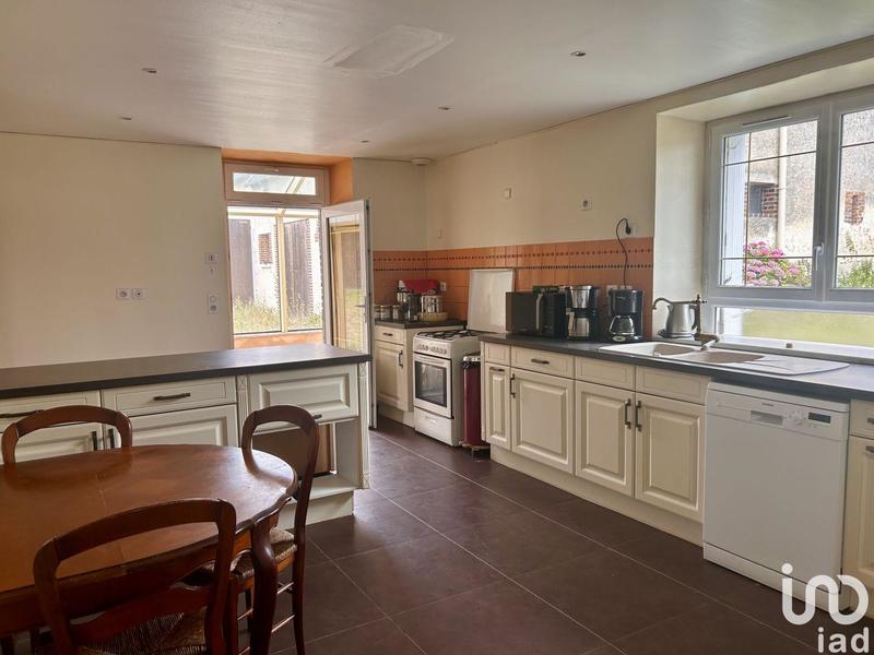 Maison - 166 m² - 7 pièces