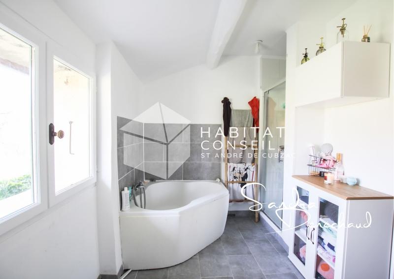 Maison - 355 m² - 7 pièces