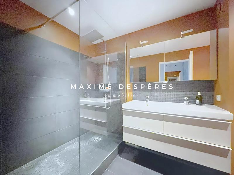 Appartement - 115 m² - 5 pièces