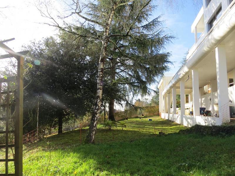 Villa - 265 m² - 9 pièces