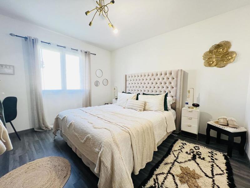 Pavillon - 155 m² - 6 pièces