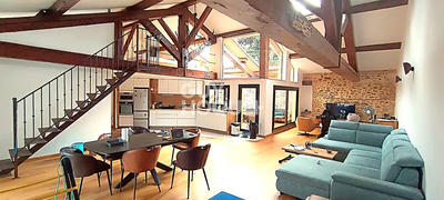 Appartement - 188 m² - 6 pièces