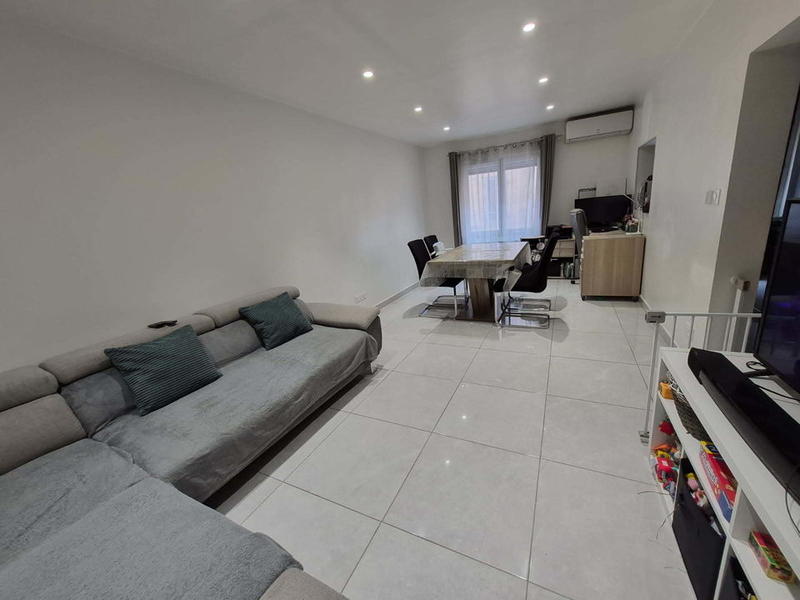 Duplex - 77 m² - 3 pièces