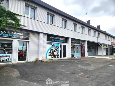 Local commercial - 485 m² - 16 pièces