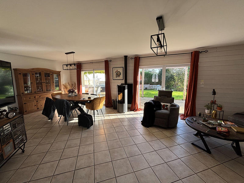 Maison - 110 m² - 4 pièces