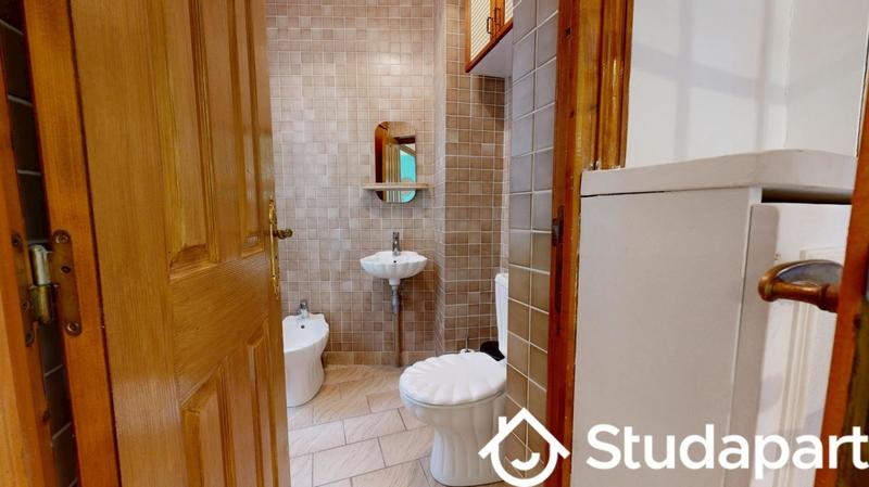 Chambre - 11 m² - 1 pièce