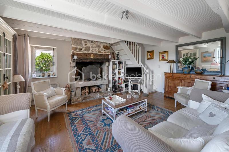 Maison - 108 m² - 4 pièces