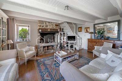 Maison - 108 m² - 4 pièces