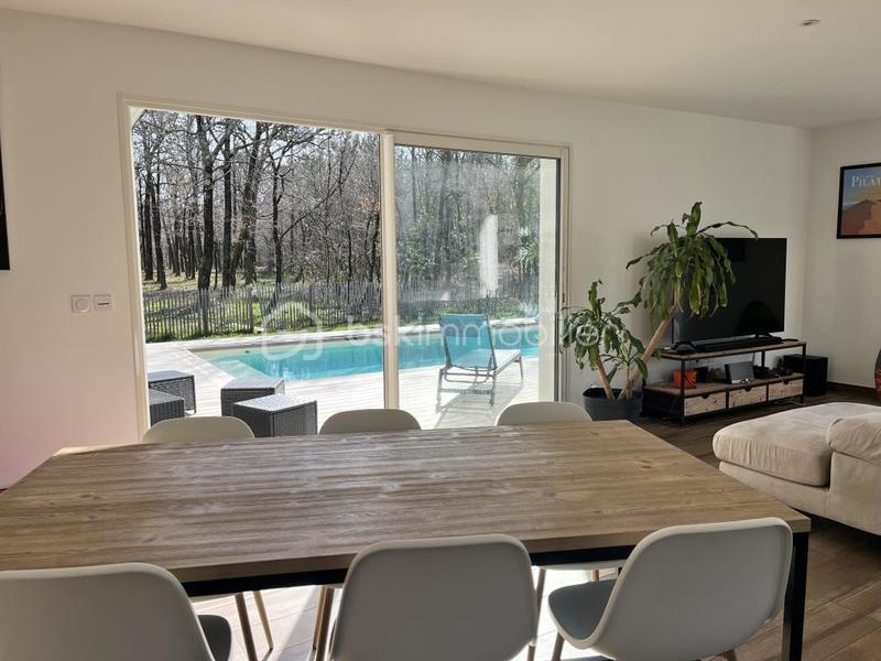 Maison - 130 m² - 4 pièces