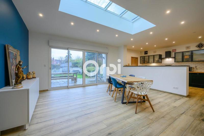 Maison de ville - 180 m² - 7 pièces