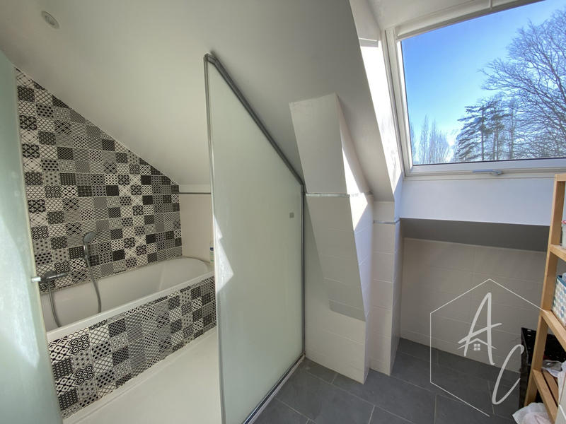 Maison - 190 m² - 7 pièces