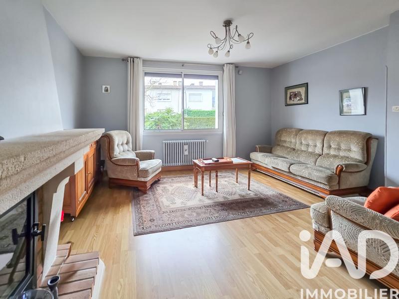 Maison - 90 m² - 5 pièces